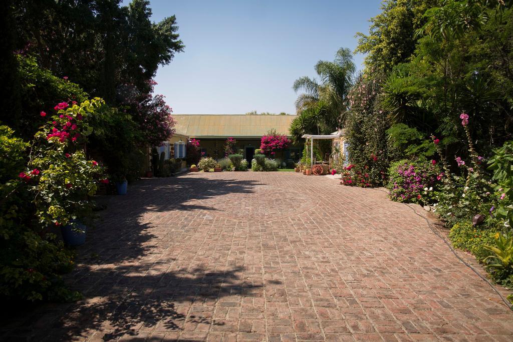 Somerset Stables Graaff-Reinet Exterior foto
